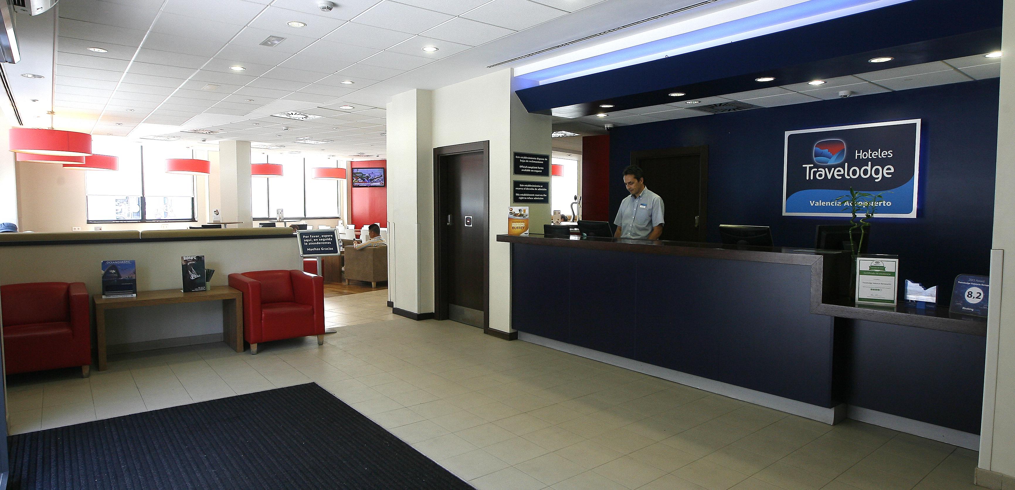 Travelodge Valencia Aeropuerto Manises Εξωτερικό φωτογραφία